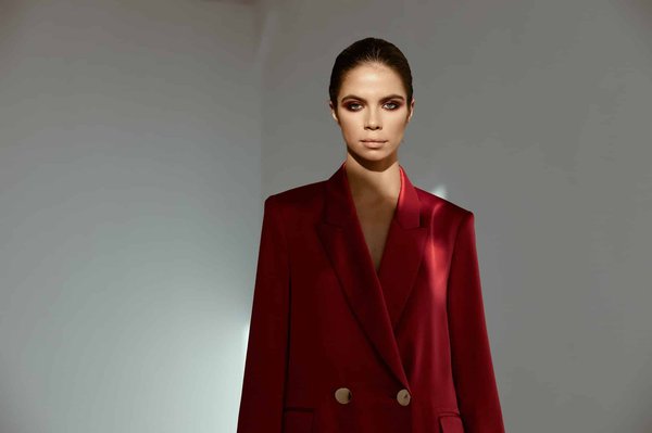 What Are the Chicest Reusable Coffee Cups for Fashion-Conscious Professionals?